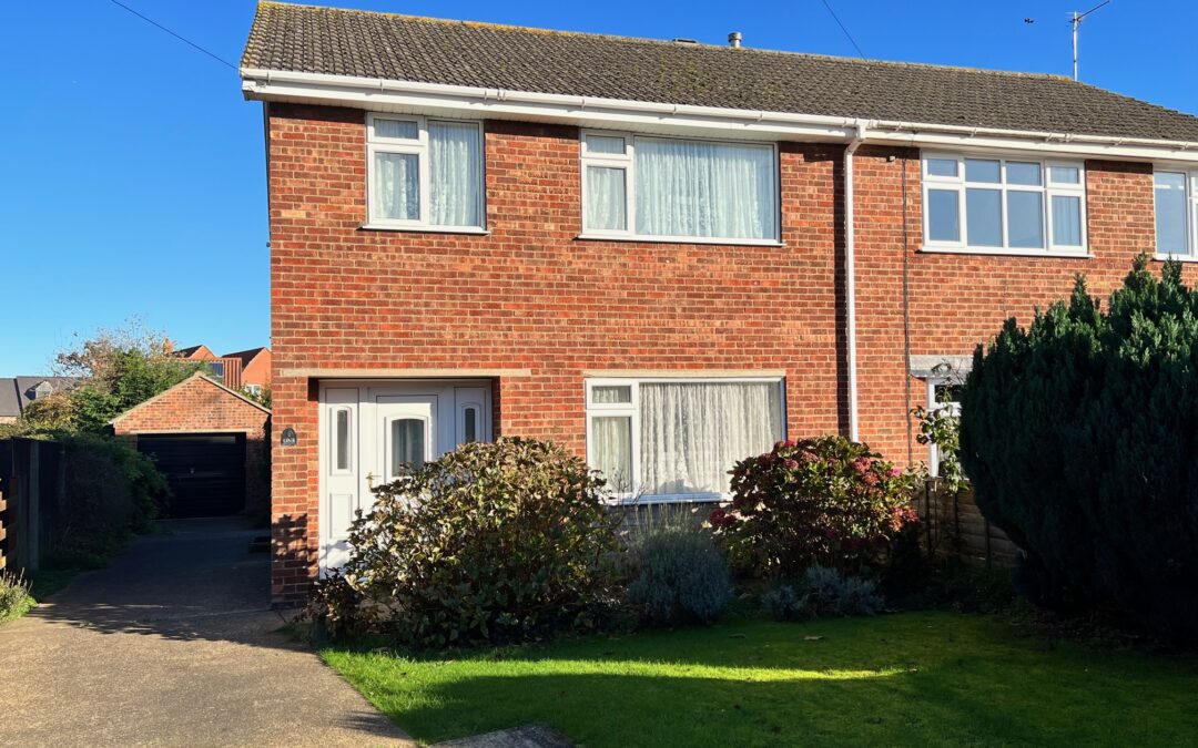 1 Chestnut Drive
Louth
LN11 7AX