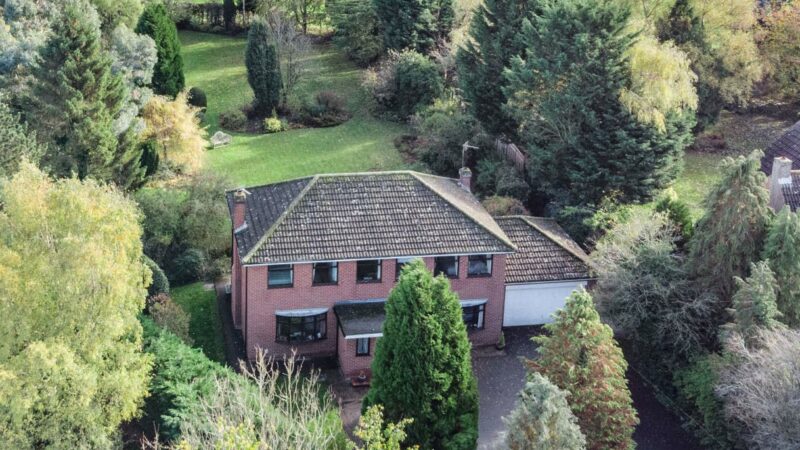 Meadowbank
Mill Lane
Legbourne
Louth
LN11 8LT