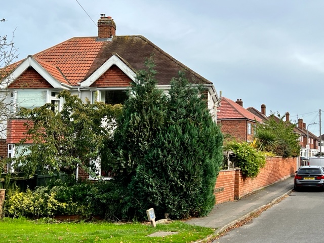 63 Kenwick Road
Louth
LN11 8EL