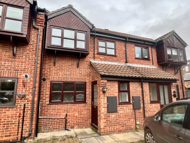 5 Old Mill Park
Louth
LN11 0NY