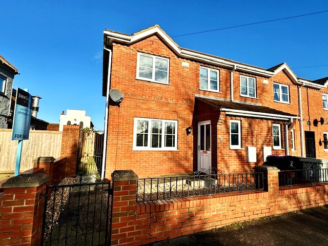 1 Woolpack Cottages
Keeling Street
North Somercotes
Louth
LN11 7QT