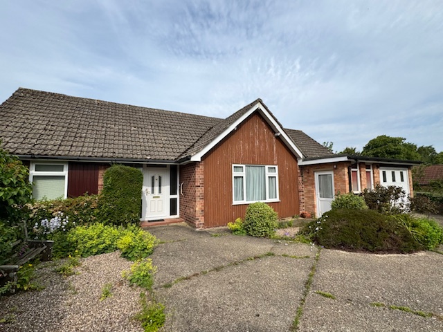 64a
Kenwick Road
Louth
LN11 8EN