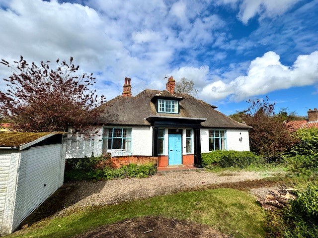 11 Westgate
Louth
LN11 9YN