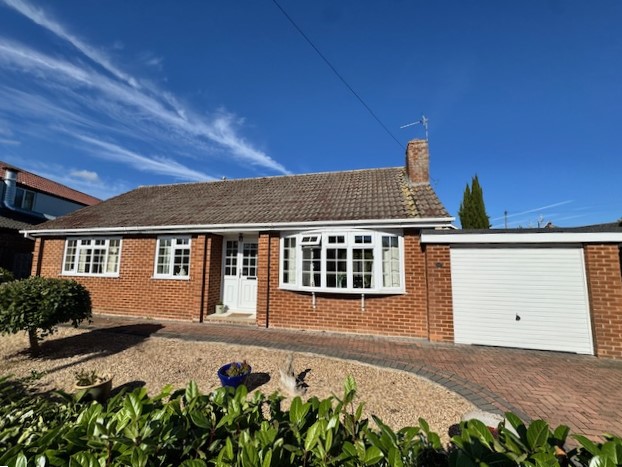 16 Mayfield Crescent
Louth
LN11 8EQ