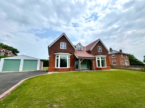 The Gables
Main Road
Saltfleet
Louth
LN11 7SB