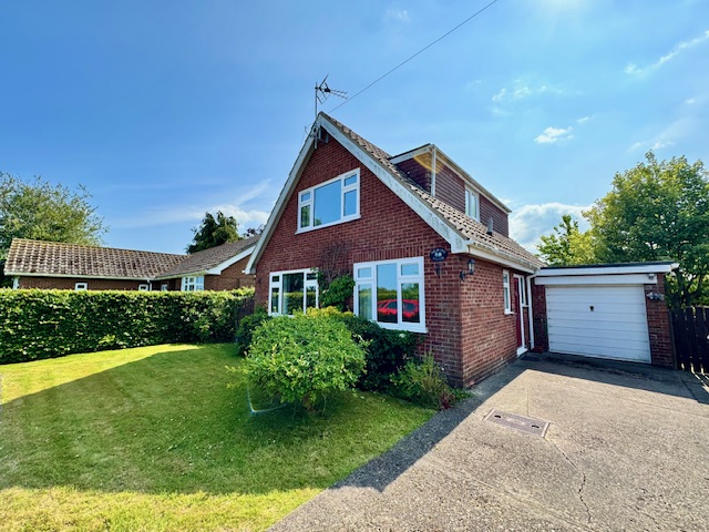 Ormond Lodge
Mill Hill Way
South Cockerington
Louth
LN11 7EG